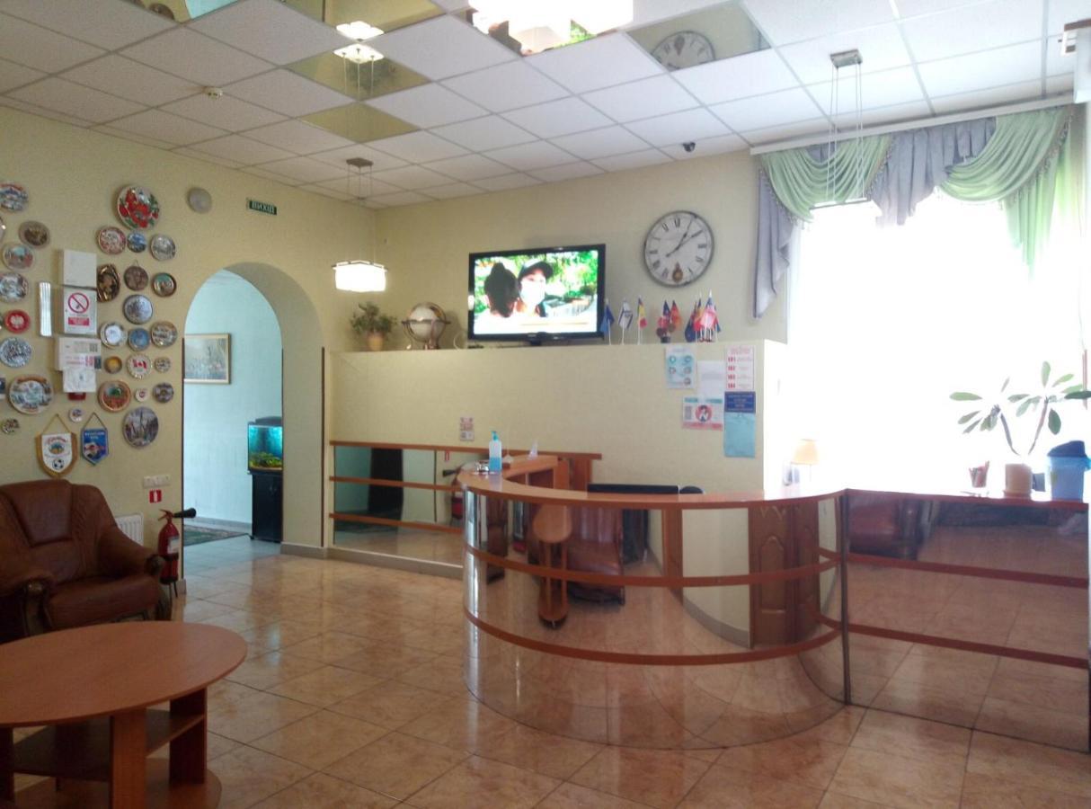 Готель "У Свата" Гришківці Бердичівський Р-Н Hryshkivtsi Exterior photo